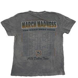 1986 March Madness Vintage Style Basketball Mens Medium College Vault Dallas